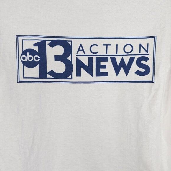 Vintage ABC Action News T Shirt Mens Size Large White Y2K TV Television - Picture 3 of 5